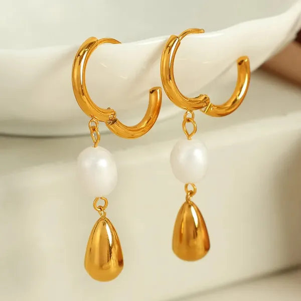 Gold_Pearldrop_Earrings_For_Women